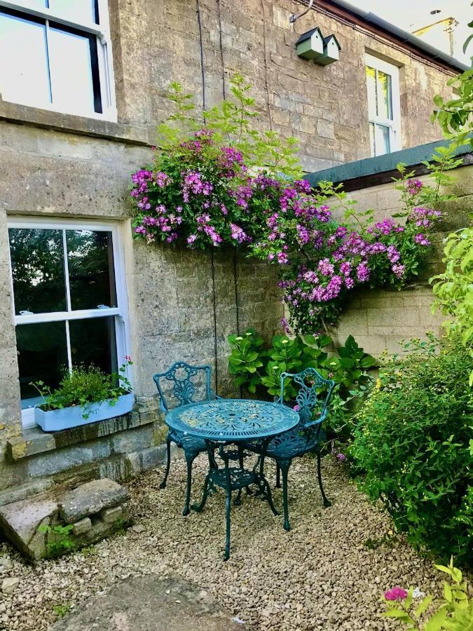 Key Cottage, Sleeps 8 Brimscombe Eksteriør bilde