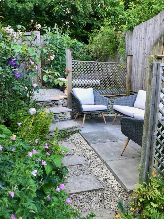 Key Cottage, Sleeps 8 Brimscombe Eksteriør bilde