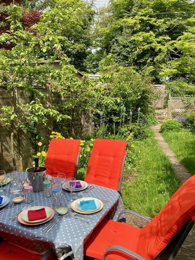 Key Cottage, Sleeps 8 Brimscombe Eksteriør bilde